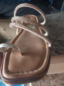Womens Size 9 Sandels