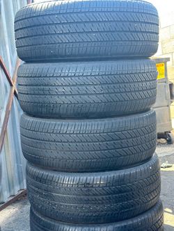 SET OF TIRE 255 65 18 BRIDGESTONE 85% LIFE