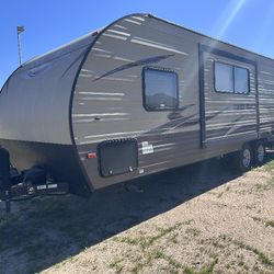 2016 Forest River Cherokee Grey Wolf M-23DBH