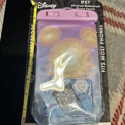 Waterproof Phone Pouch Just In Time For tubing season