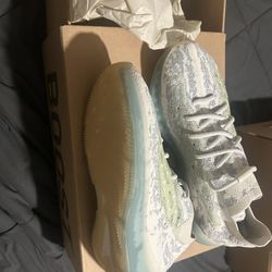 Yeezy boost 380 10 1/2
