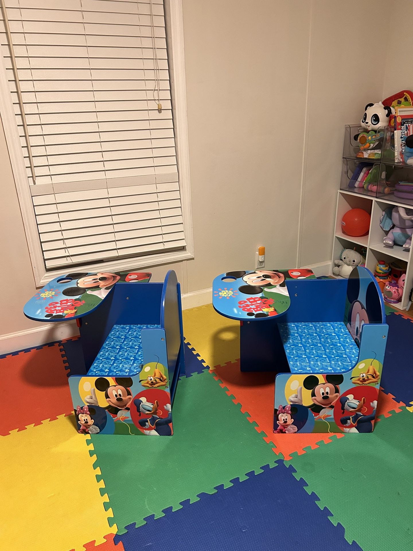 Disney MicKey Mouse Desk