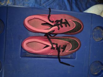 Black & pink cleats