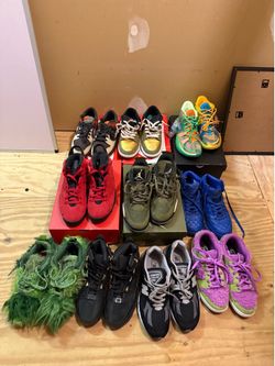 All DS or NDS (new or very light) size 8.5/9