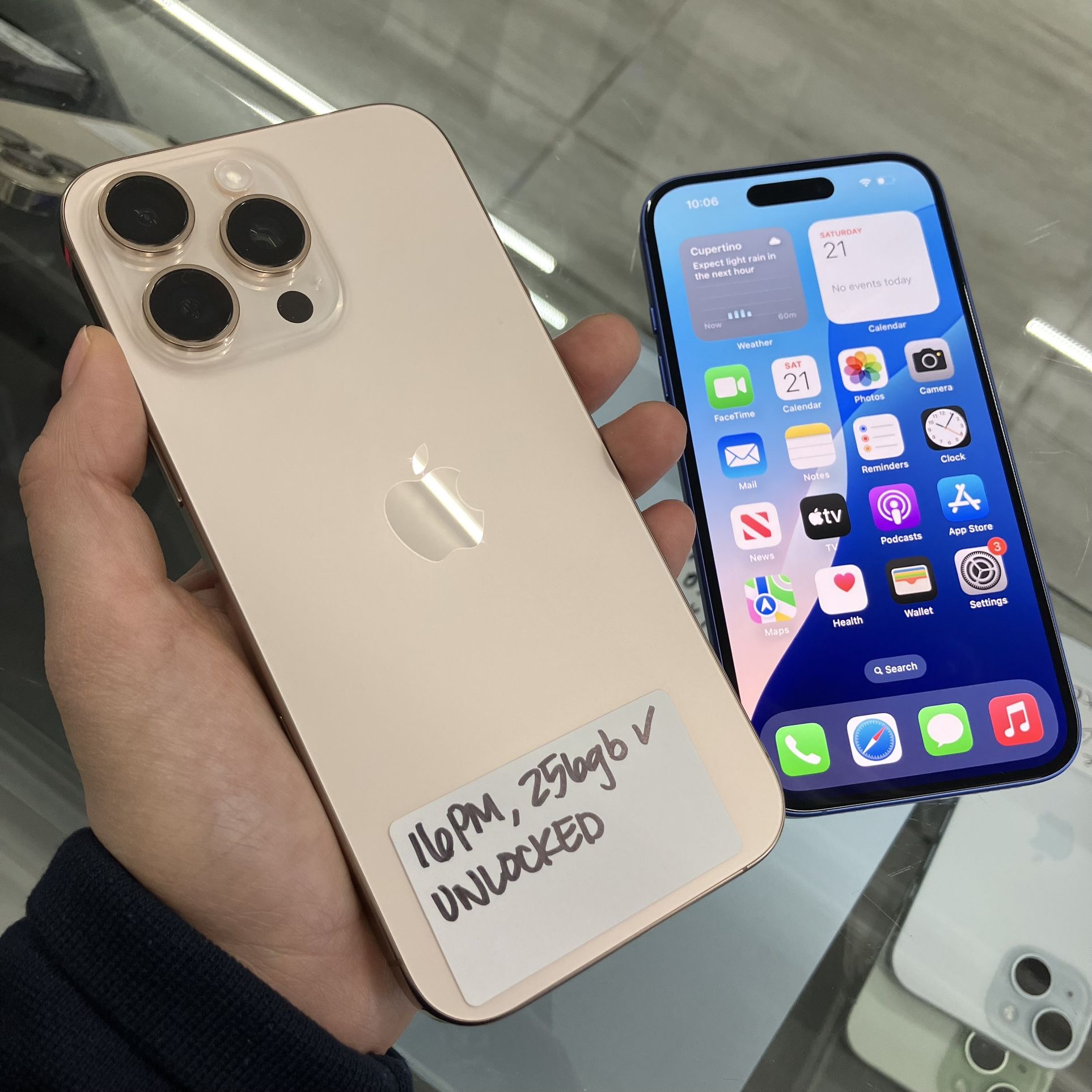 Gold Like New iPhone 16 Pro Max Unlocked Cash Or $50 Down