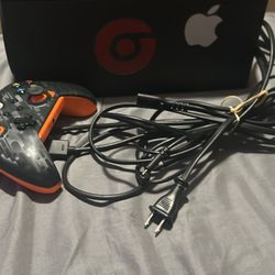 Xbox Series X With Controller 