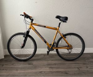 Raleigh M80 Bike 26” Wheels