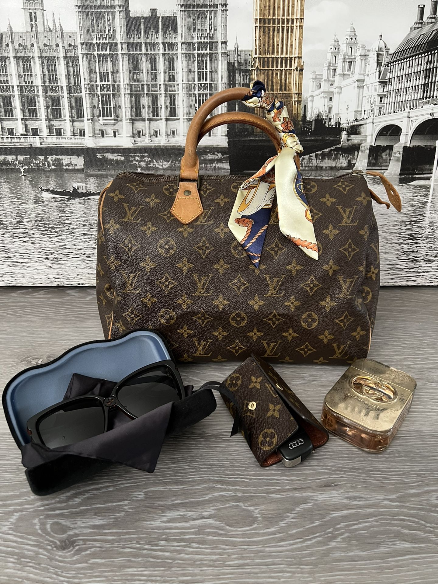 Louis Vuitton Speedy 30