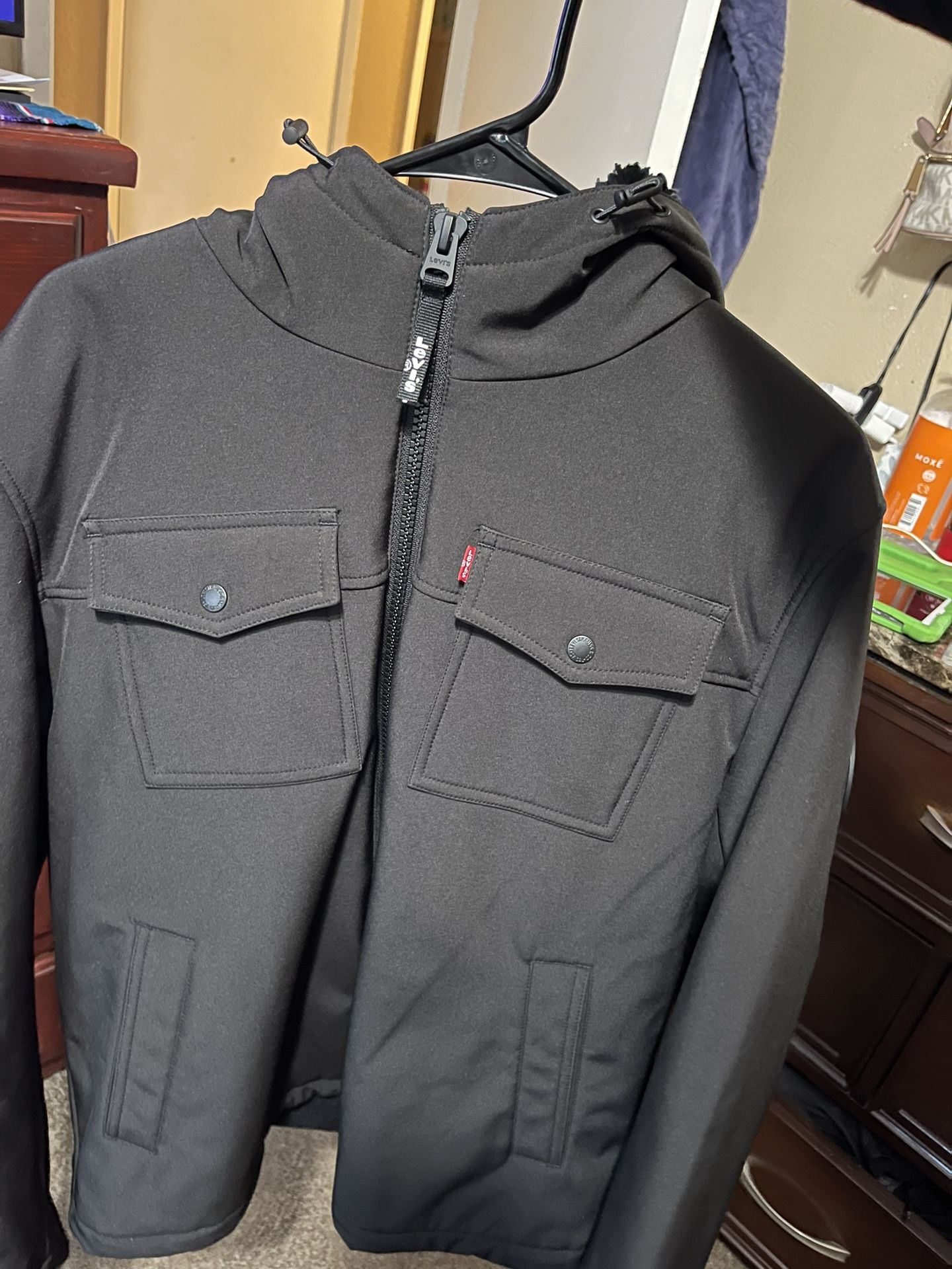 Levis Mid weight Soft shell Jacket Mens L (Black)
