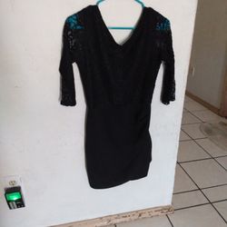 Size Large Black Ladies Dress