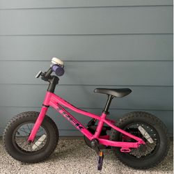 Trek Precaliber 12 pink bike