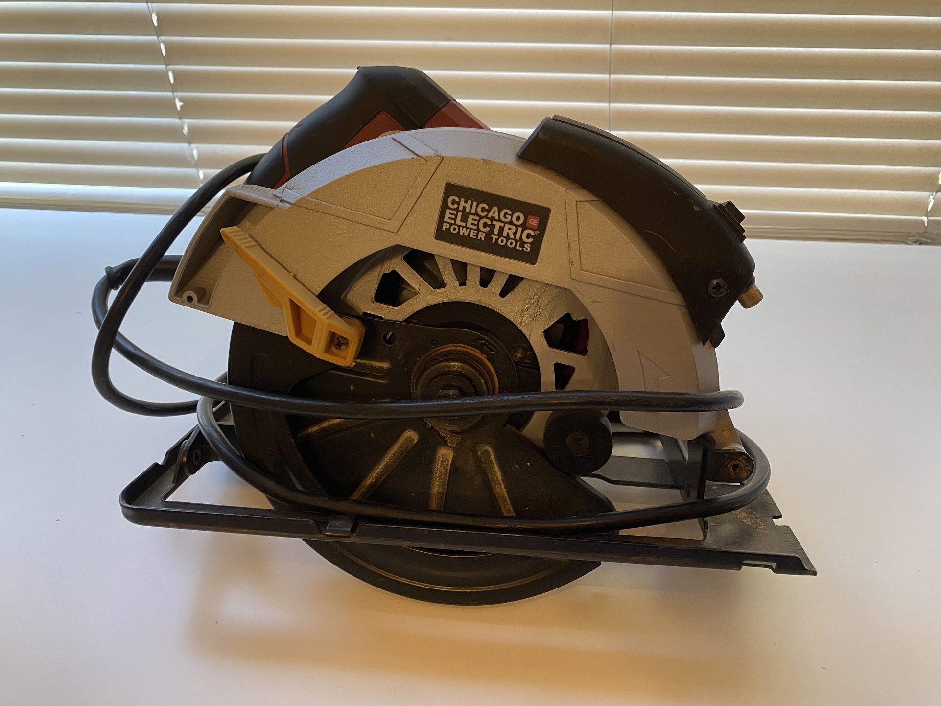 Circular Saw - Chicago Electric