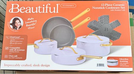 Beautiful 12 piece cookware set
