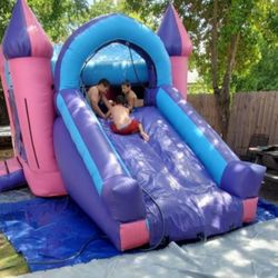 MOONBOUNCE WATERSLIDE 