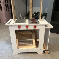 Play kitchen
