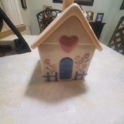 Vintage 1987 Hallmark Treasure Craft "Auntie Em" ceramic House Cookie Jar