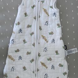 Star Wars™ Muslin Wearable Blanket