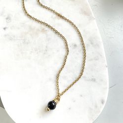 Vintage gold black chain necklace jewelry