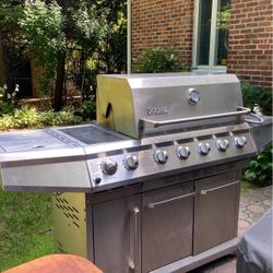 Ducane  BBQ
