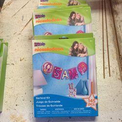 Icarly Garland Kits