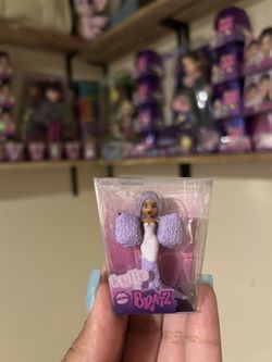 Kylie X Mini Bratz Collection 