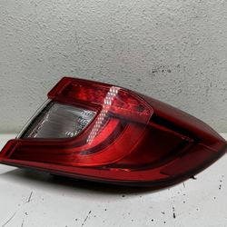 2018- 2022 Honda Accord Tail Light Lamp Taillight Right Passenger Side OEM