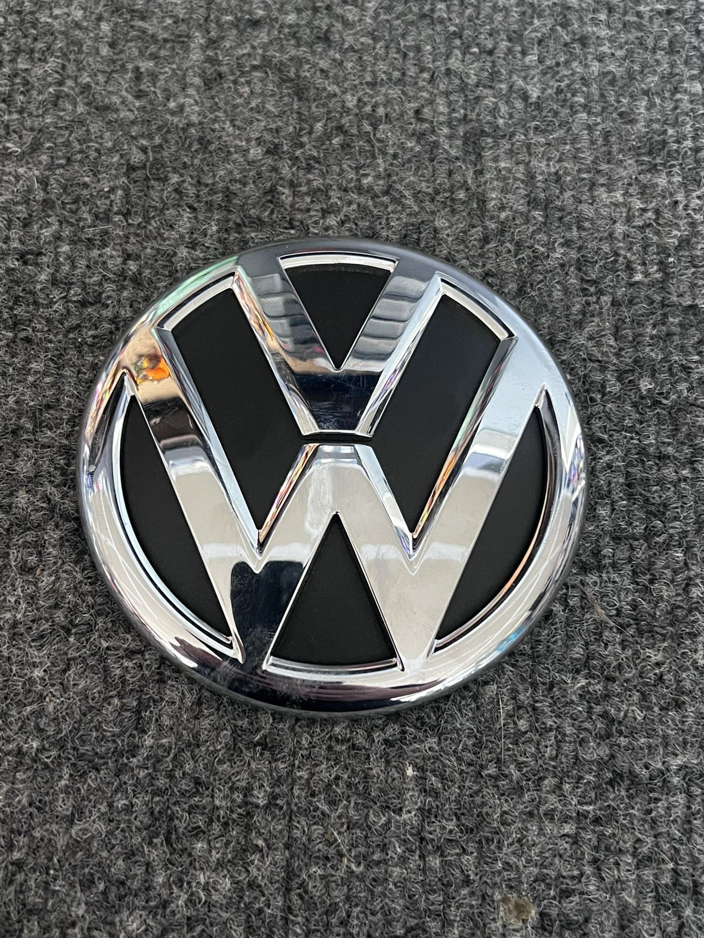 VW Emblem