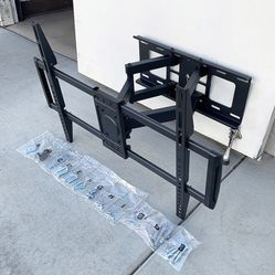(New in box) $39 Full Motion 37”-75” TV Wall Mount Swivel Tilt VESA 600x400mm, Max Load 110 Lbs