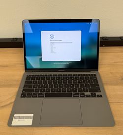 13" MacBook Air M1 8 Core*512GB SSD*8GB RAM