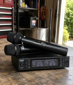 SGPRO SG-82 karaoke or Professional Dual Wireless Microphone System – For Sale