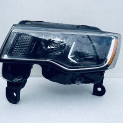 2017-2019 JEEP GRAND CHEROKEE LEFT DRIVER SIDE HEADLIGHT HALOGEN OEM CHROME