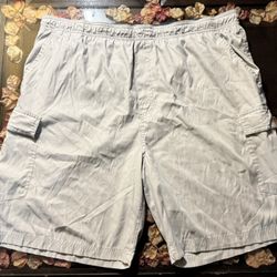 Men's Beige Cargo Shorts Cotton Elastic Waist Pockets Flat Front Casual