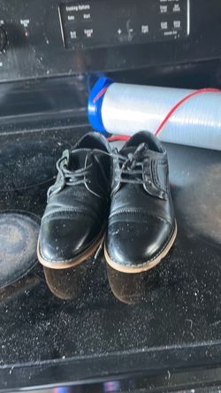 Black Leather Cap-Toe Oxford Dress Shoes