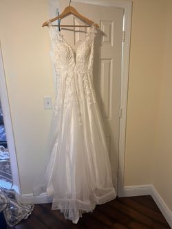 Wedding Dress Size S