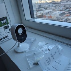 Arlo Wired Security Camera VMC2040