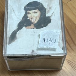 Pin-up Cards 