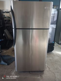 Refrigerator Frigidaire Everything Is And Good Working Condition 3 Months Warranty Delivery And Install 