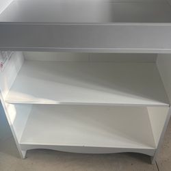 Baby Changing Table With Shelves 
