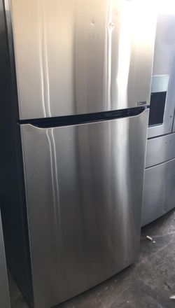 Frigidaire Top Mount Stainless Steel Refrigerator Fridge
