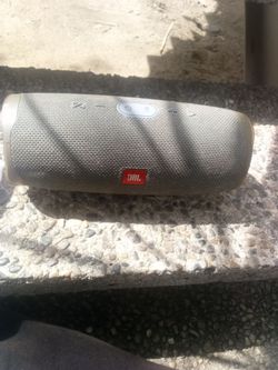 JBL 4