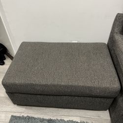 Hartford Storage Ottoman for Sale in Union City NJ OfferUp
