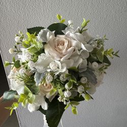 Artificial Flower Bouquet 