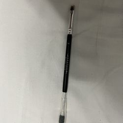 Anastasia Brush