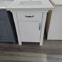 Bathroom Vanity 27in 