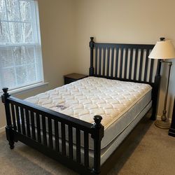 Bedroom Furniture Set