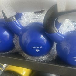 New set of kettle bells 20 pounds 15 pounds and 10 pounds new