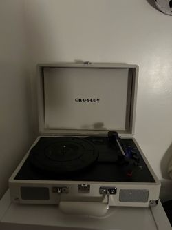 Vinyl player
