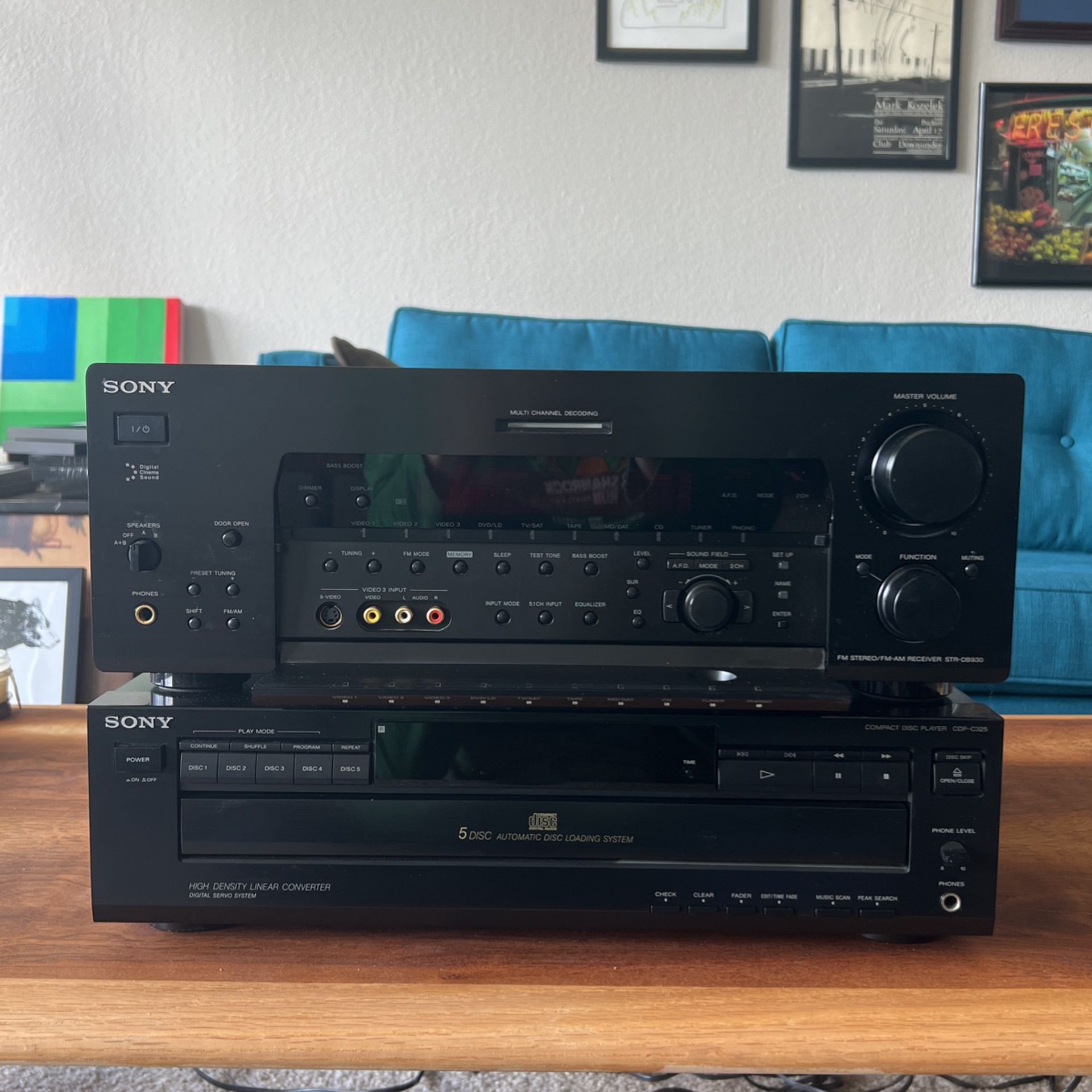 Sony Receiver with Remote + 5 Disc CD Player 