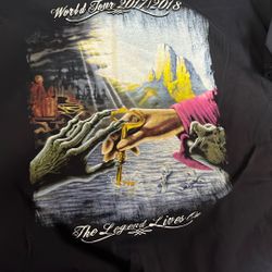 3 Men’s Xl Tshirts 