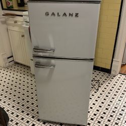 Mini Fridge
